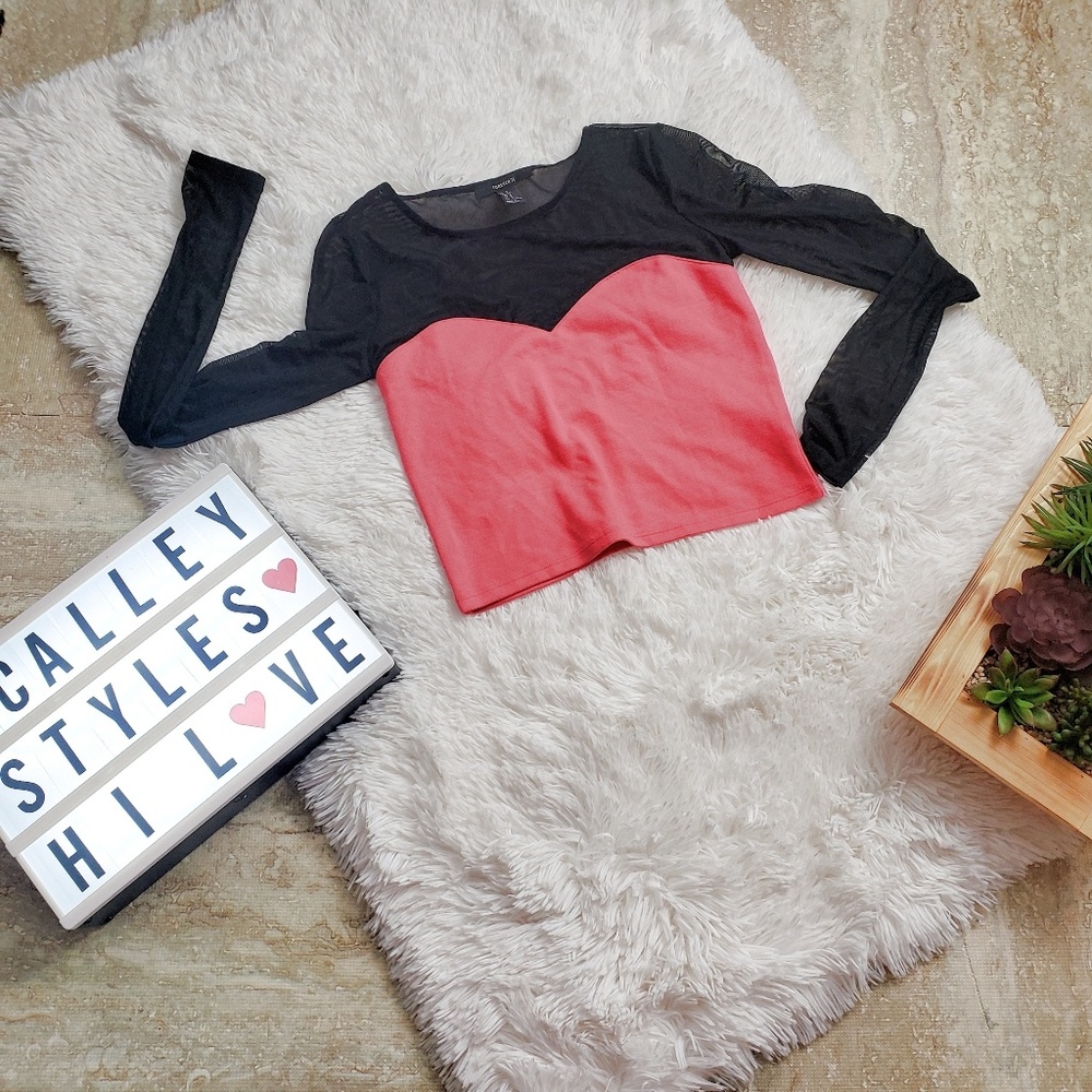 Forever 21 Semi Sheer Crop Top Size Small D13